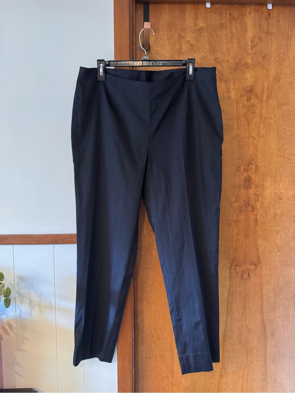 Chico’s Black Silk Blend Dress Pants Size 2 (Large/12) Side Zip